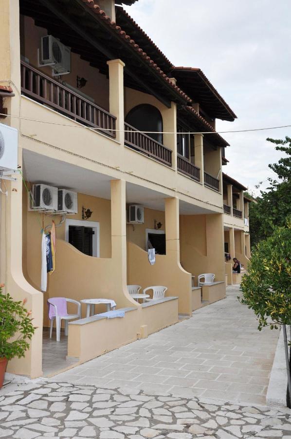 Mirabello Hotel Apartments Dassia  Exterior photo